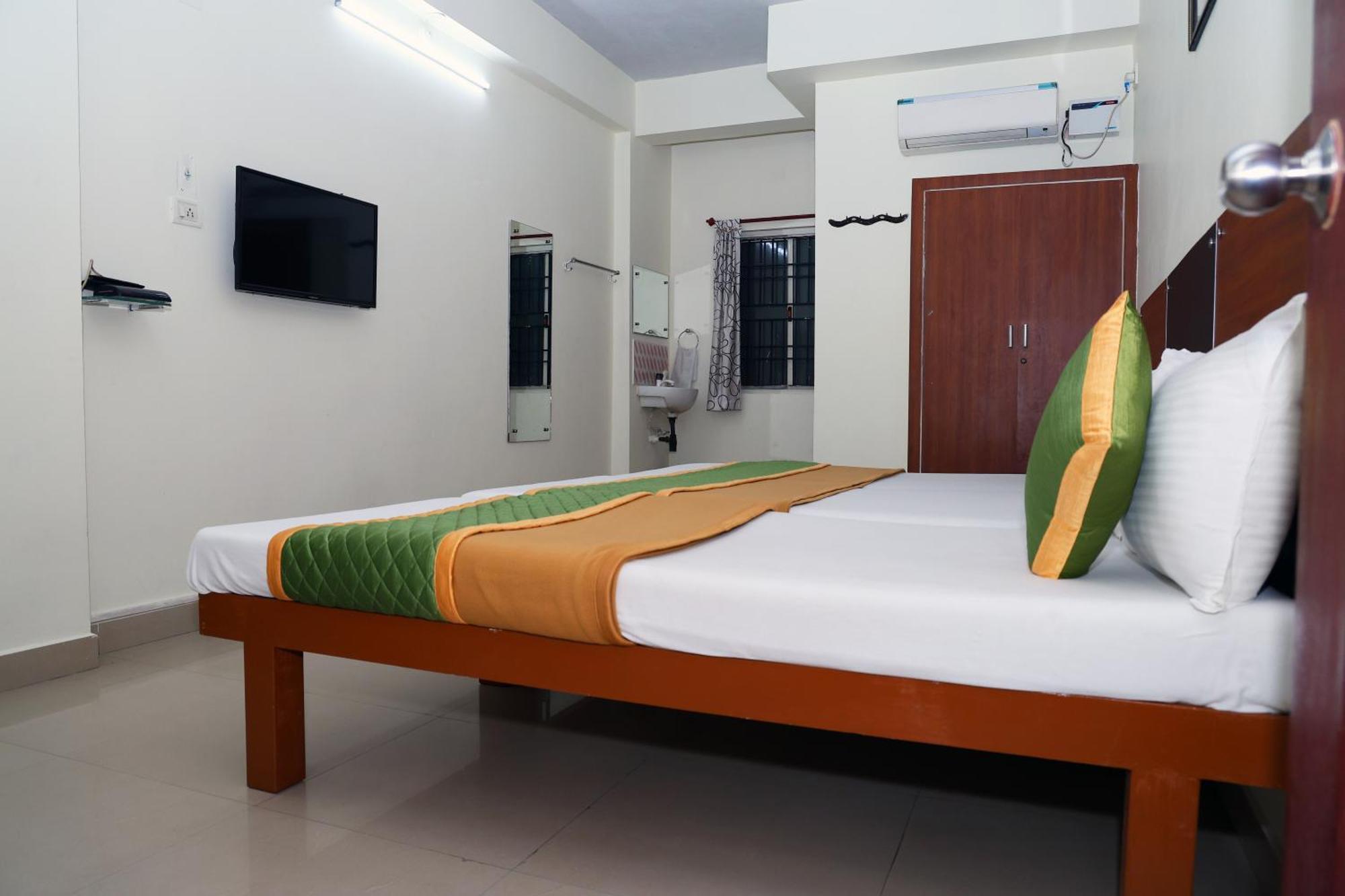 Royal Green Airport Transit Accommodation Ченнаи Экстерьер фото