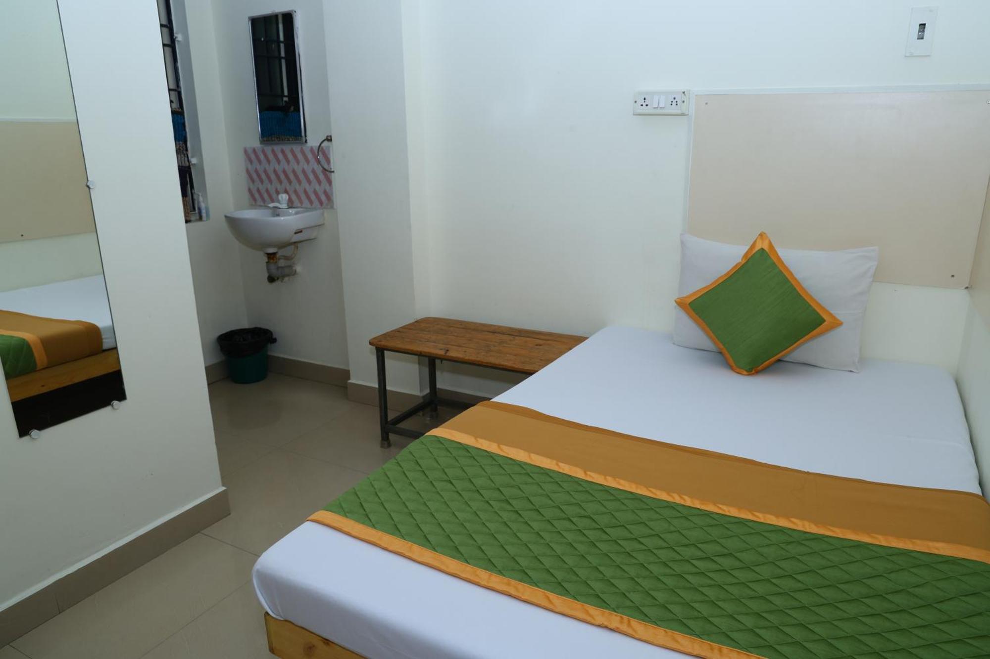 Royal Green Airport Transit Accommodation Ченнаи Экстерьер фото