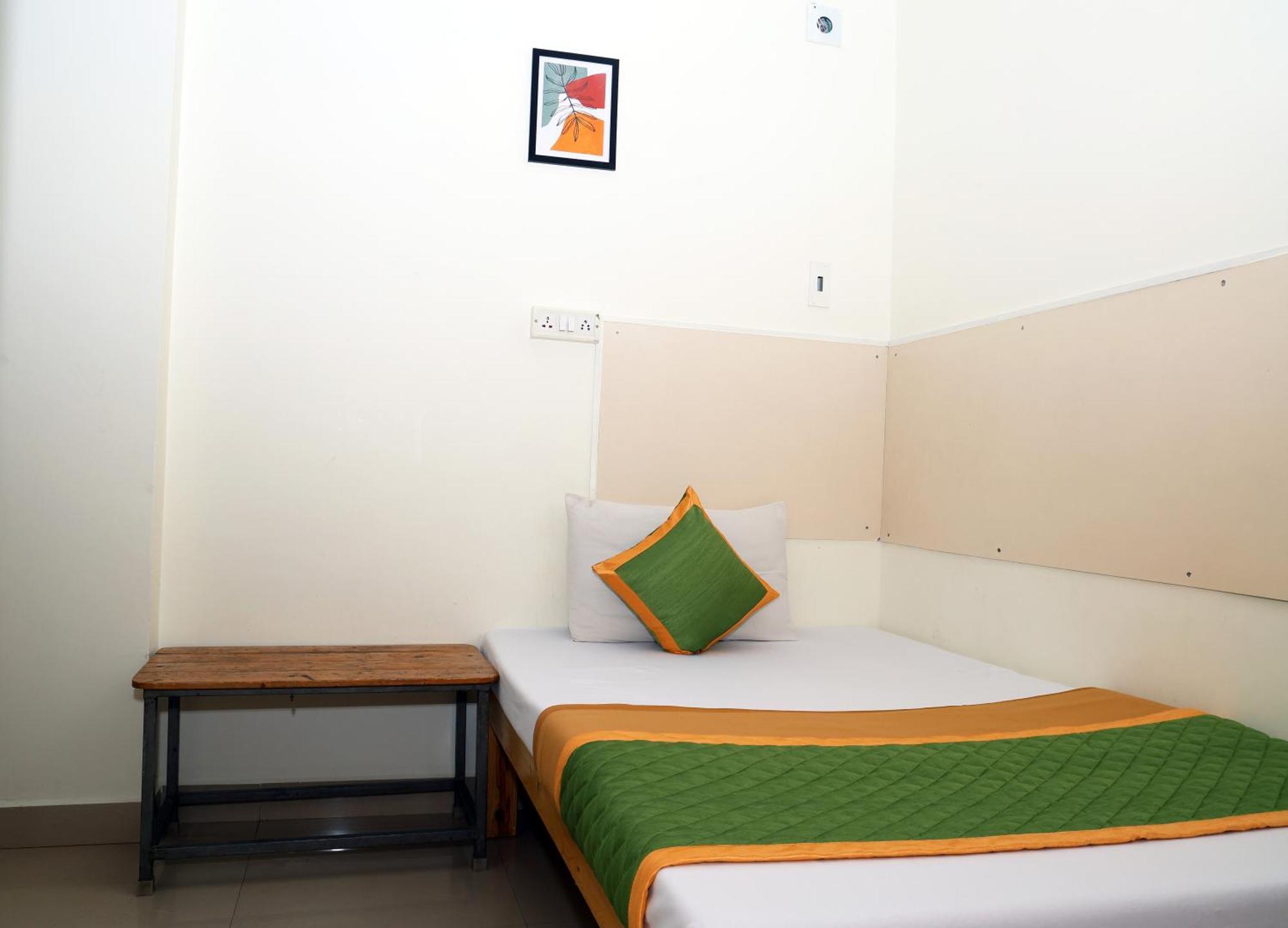 Royal Green Airport Transit Accommodation Ченнаи Экстерьер фото