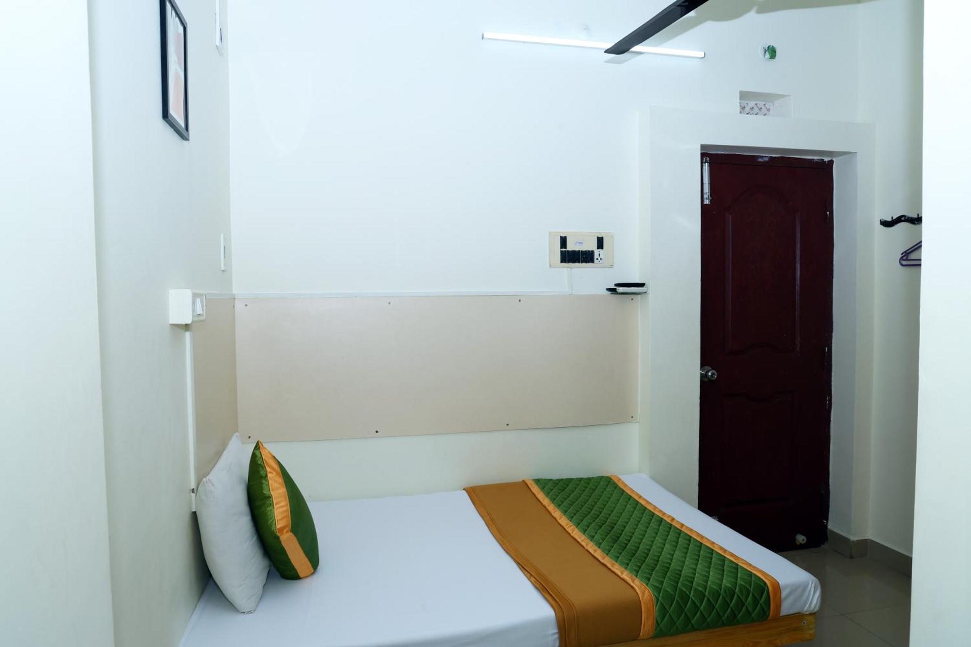 Royal Green Airport Transit Accommodation Ченнаи Экстерьер фото
