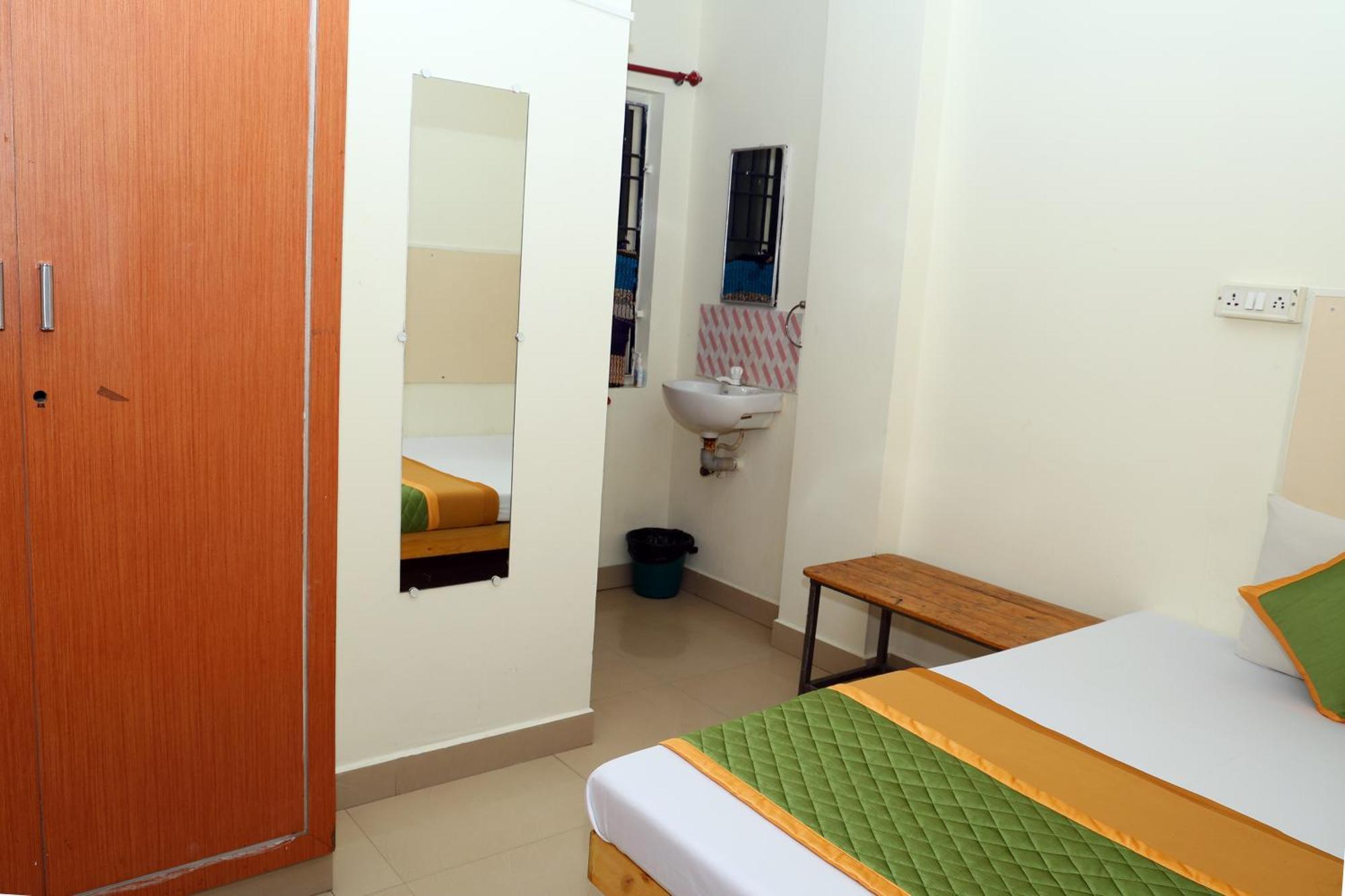 Royal Green Airport Transit Accommodation Ченнаи Экстерьер фото